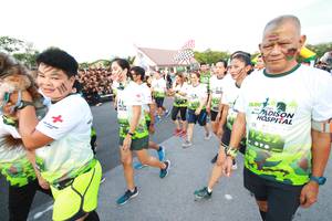 BIB: 237
                            <button type="button" onclick="openModal(3530883)" class="btn btn-primary btn-sm float-right btn-popup" data-toggle="modal" data-target=".modal-high-quality">
                        <i class="fas fa-shopping-cart"></i> Add to Cart
                    </button>
                                            <button type="button" onclick="isThisMe(3530883, true)" class="btn btn-success btn-sm float-right btn-popup btn-isme hidden" data-toggle="tooltip" data-placement="bottom" title="นี่คือรูปของคุณใช่ไหม คลิกที่นี่เพื่อเอาเข้าอัลบั้ม">
                        <i class="fas fa-plus"></i> Add to album
                    </button>
                    <button type="button" onclick="isThisMe(3530883, false)" class="btn btn-warning btn-sm float-right btn-popup btn-isnotme hidden">
                        <i class="fas fa-ban"></i> Remove from album
                    </button>